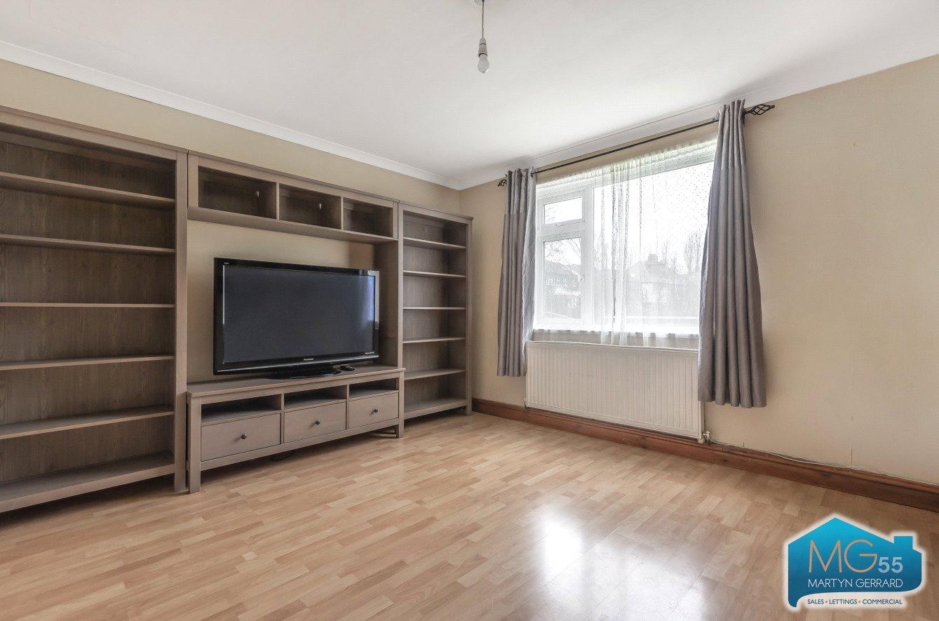2 bedroom Ground Floor Flat to rent + ' - Martyn Gerrard