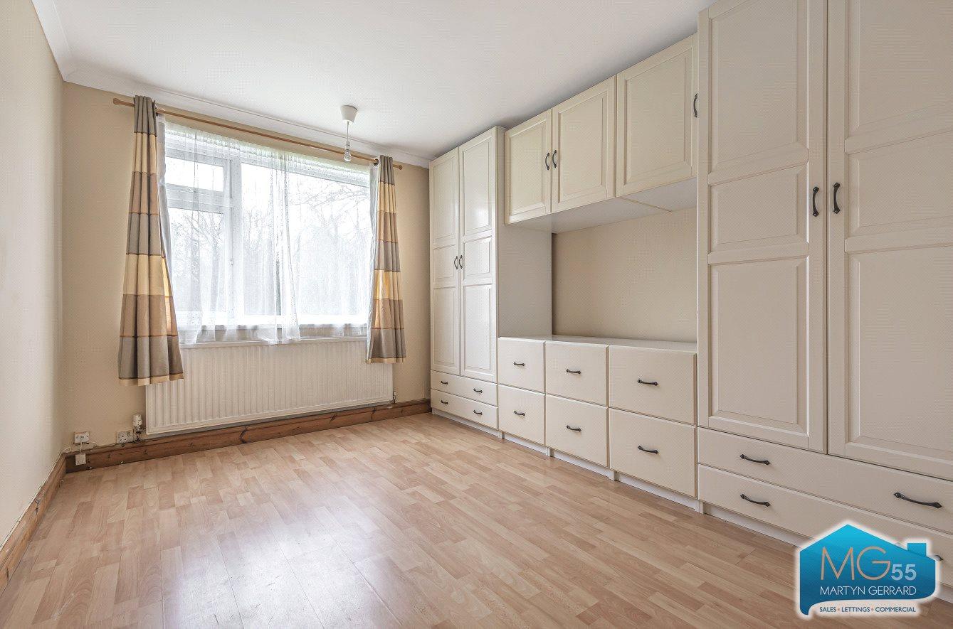 2 bedroom Ground Floor Flat to rent + ' - Martyn Gerrard