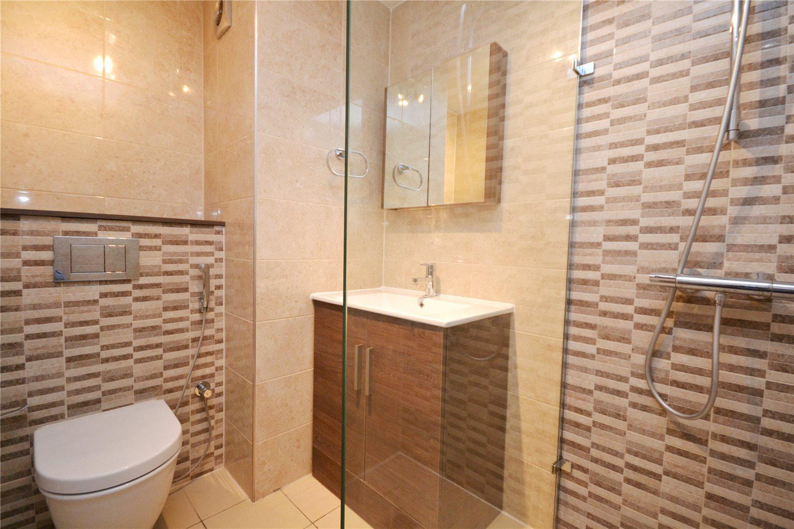 2 bedroom Apartment to rent - Martyn Gerrard