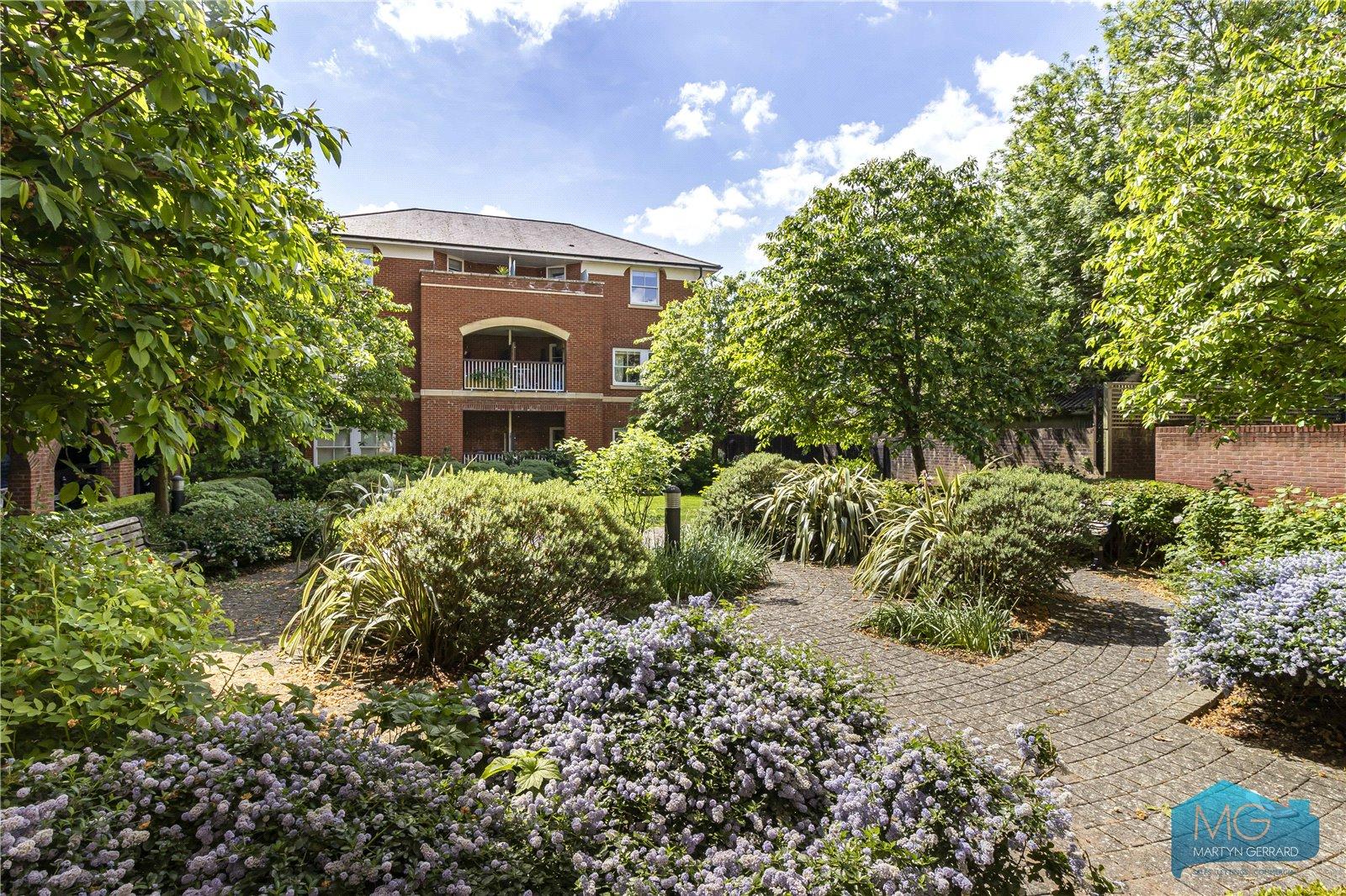 1 bedroom Ground Floor Flat to rent - Martyn Gerrard