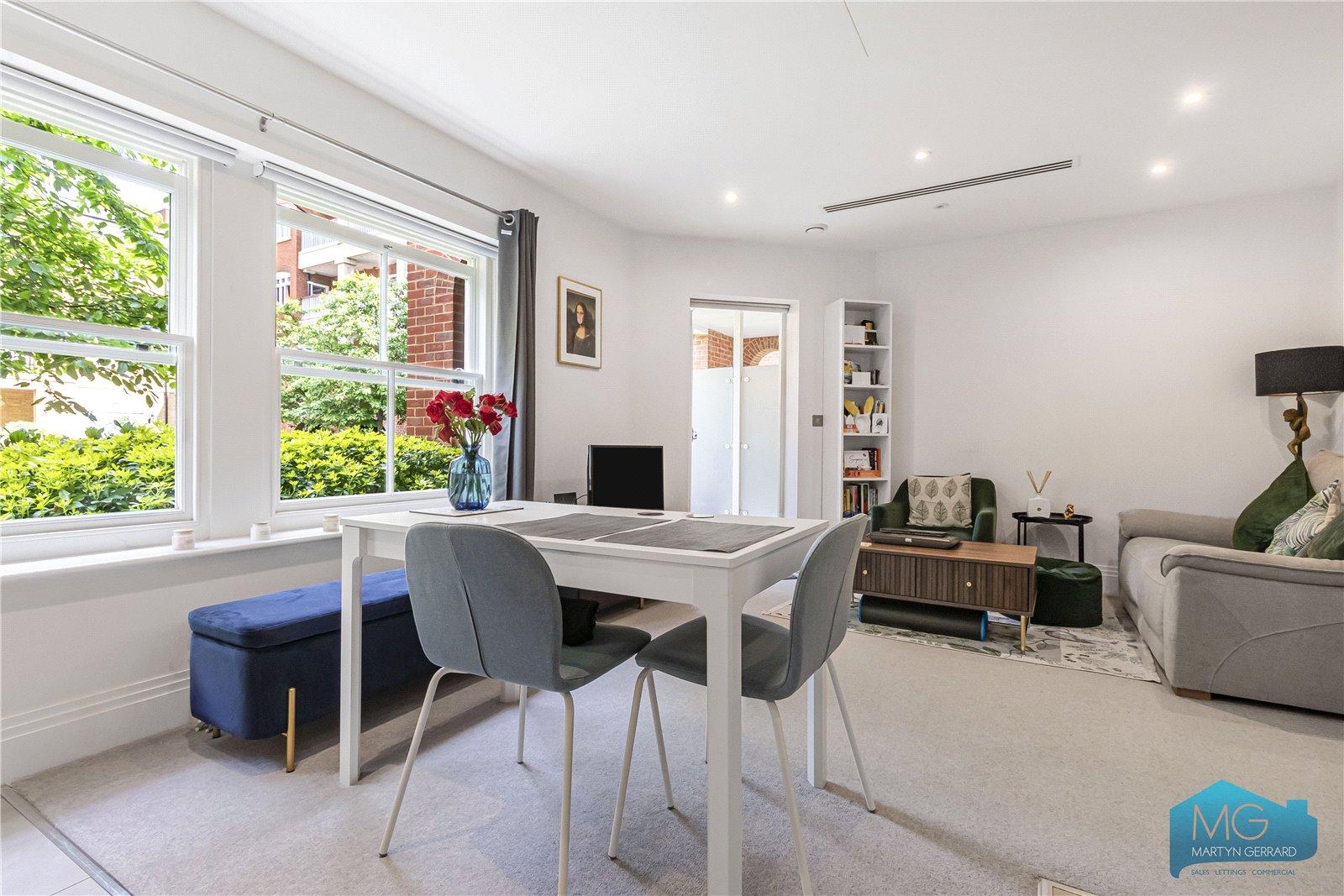 1 bedroom Ground Floor Flat to rent - Martyn Gerrard