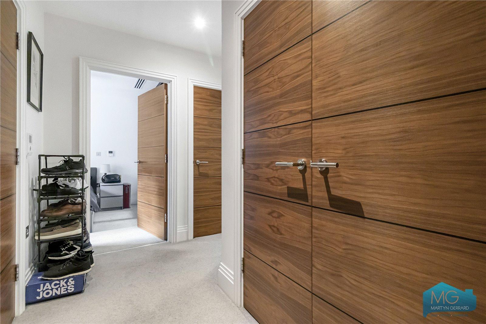 1 bedroom Ground Floor Flat to rent - Martyn Gerrard