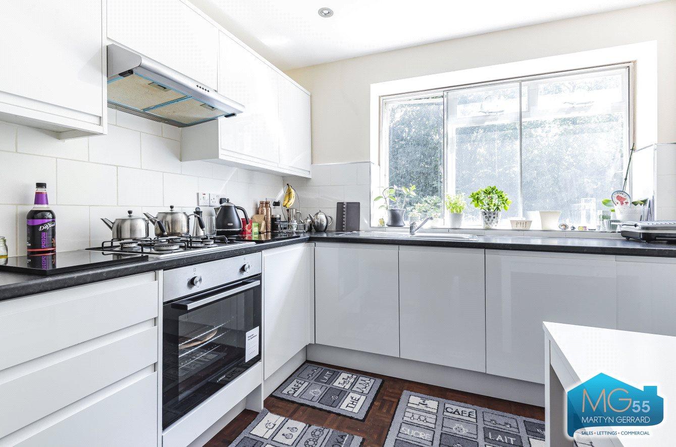 Holdenhurst Avenue, North Finchley, London, N12+ - Martyn Gerrard