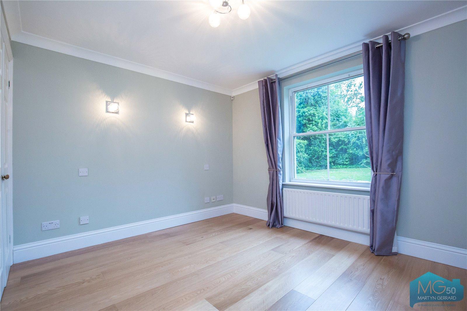 1 bedroom Ground Floor Flat to rent - Martyn Gerrard