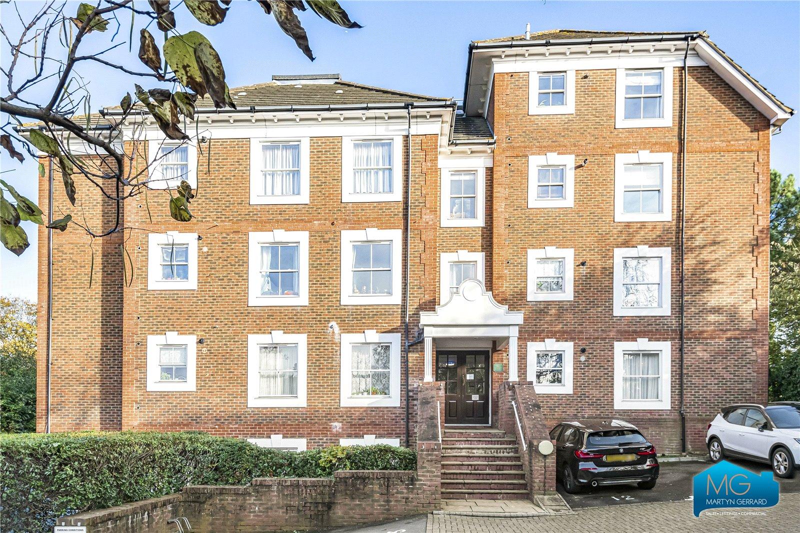 1 bedroom Ground Floor Flat to rent - Martyn Gerrard