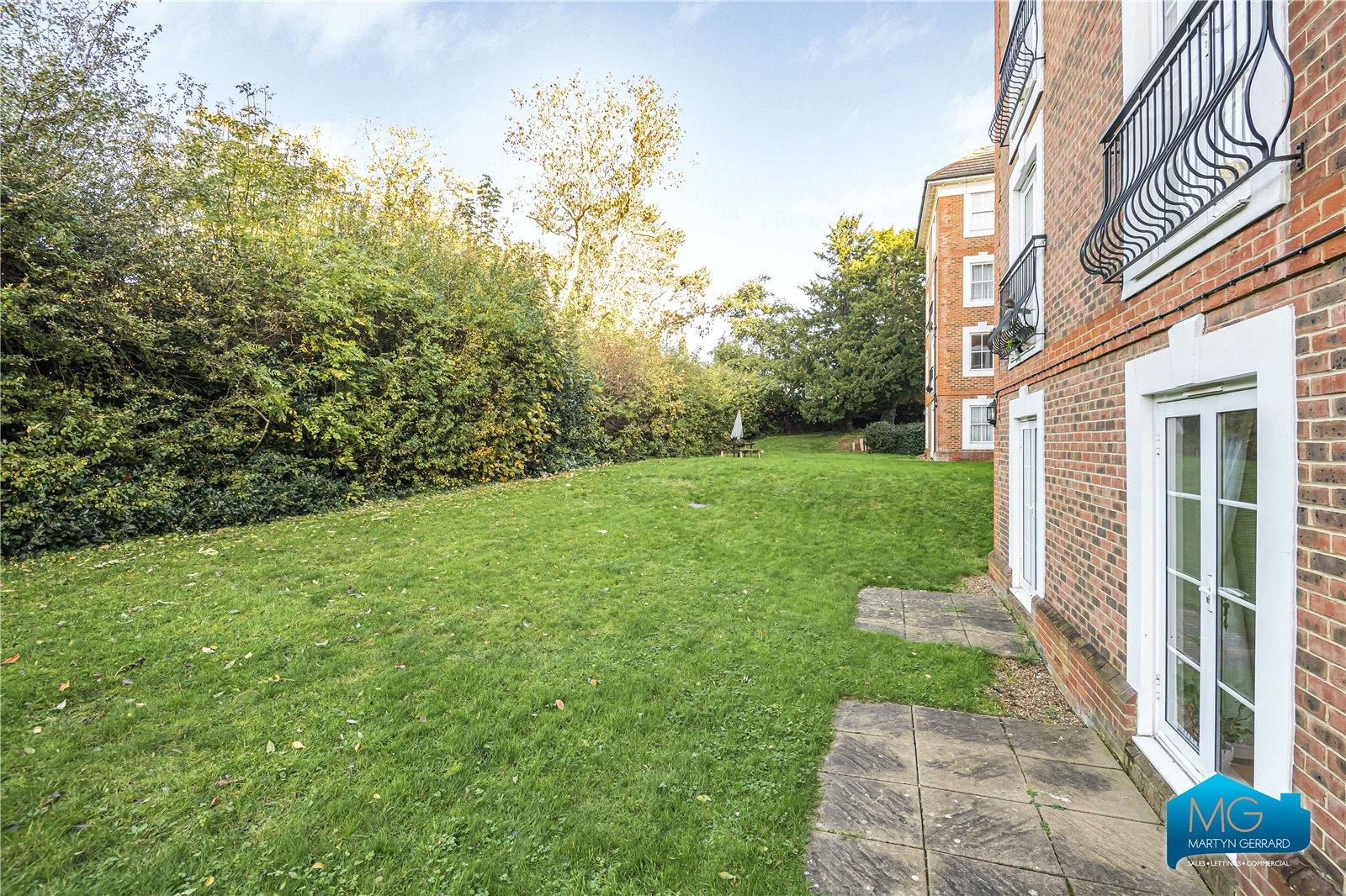 1 bedroom Ground Floor Flat to rent - Martyn Gerrard