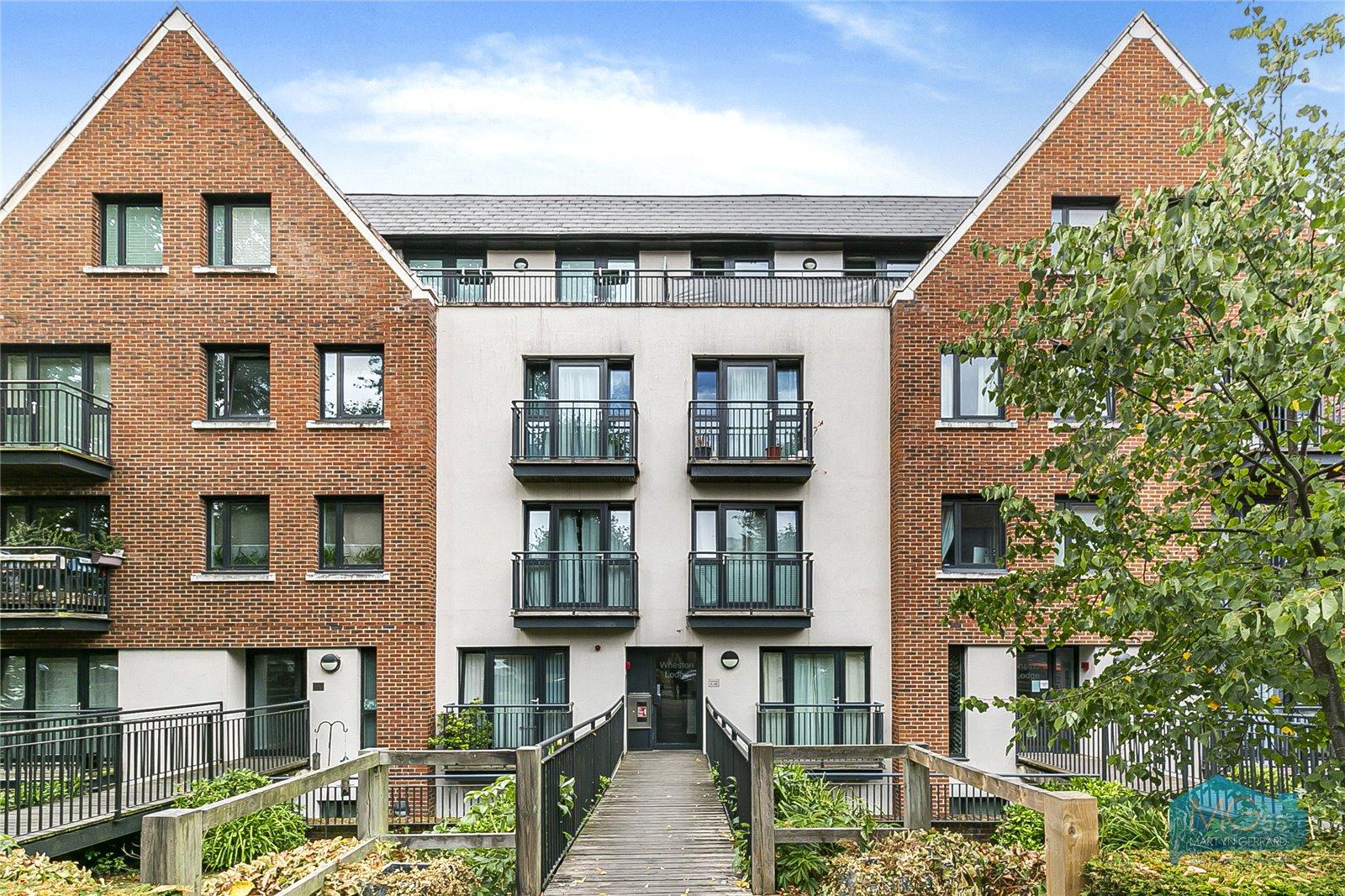 2 bedroom Apartment to rent - Martyn Gerrard