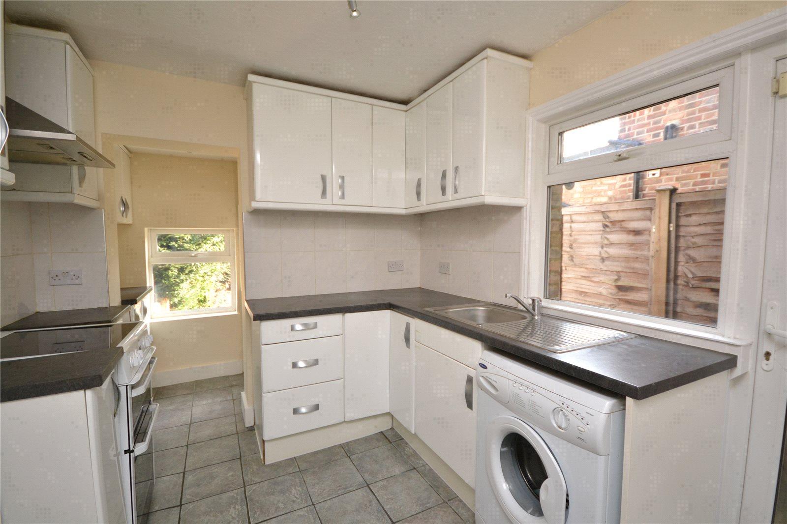 2 bedroom Terraced House to rent + ' - Martyn Gerrard