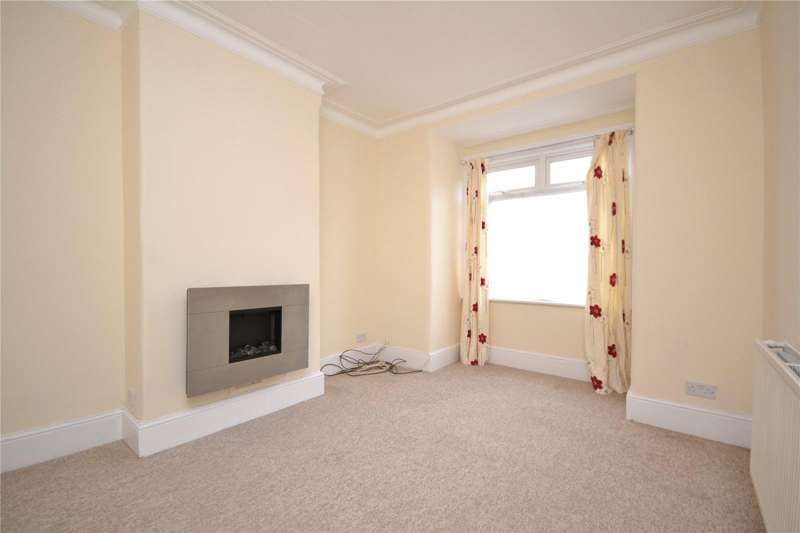 2 bedroom Terraced House to rent - Martyn Gerrard