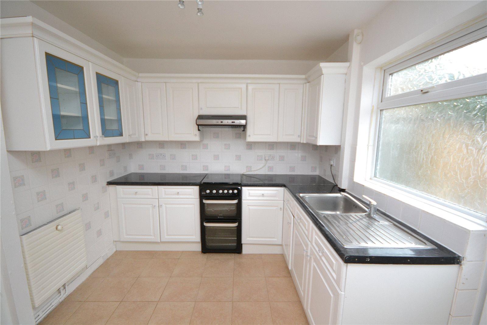 3 bedroom End of Terrace House to rent - Martyn Gerrard