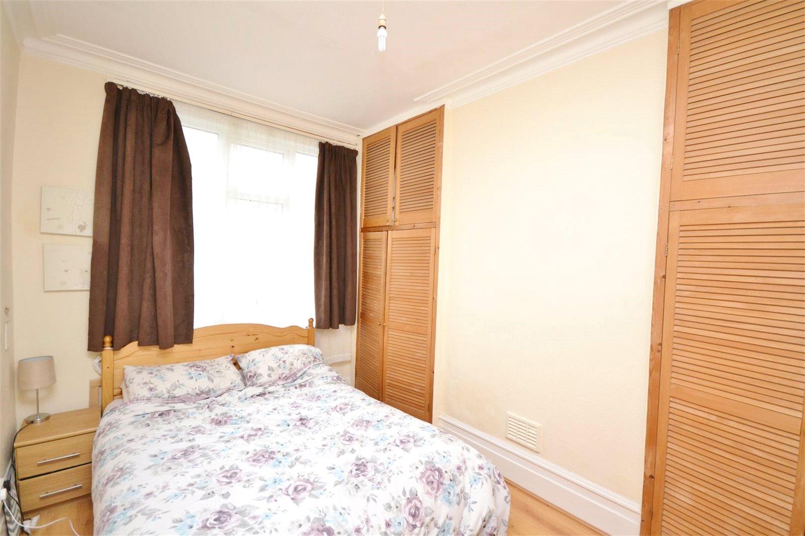 1 bedroom Terraced House to rent + ' - Martyn Gerrard