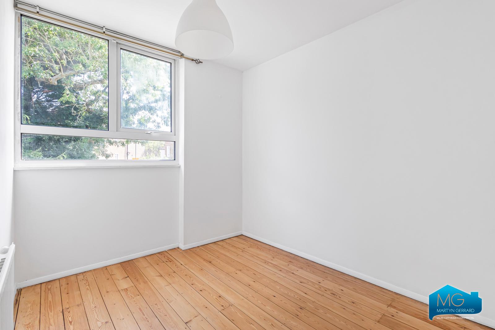 2 bedroom Terraced House to rent - Martyn Gerrard