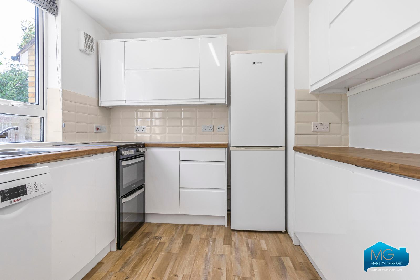 2 bedroom Terraced House to rent - Martyn Gerrard