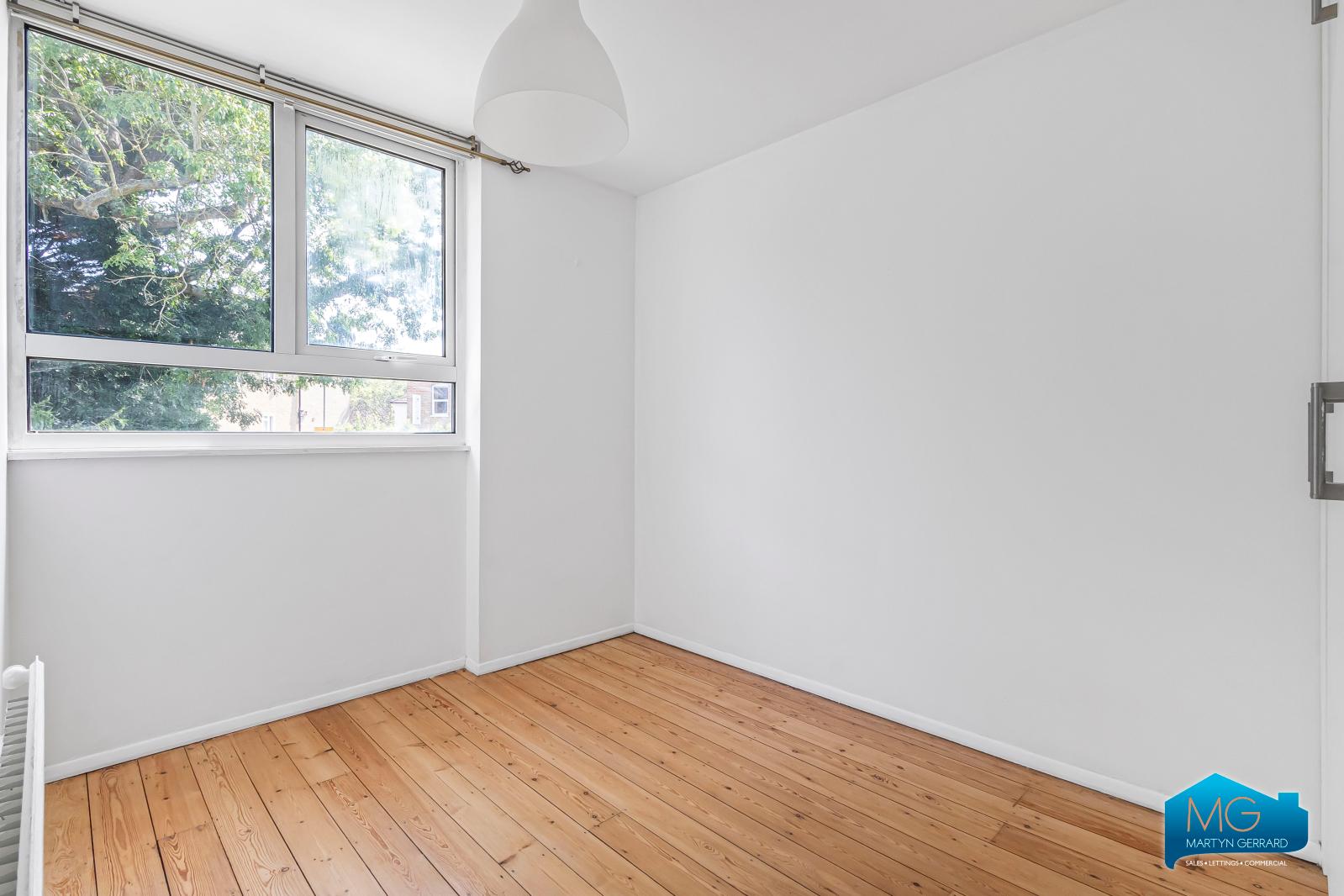 2 bedroom Terraced House to rent - Martyn Gerrard