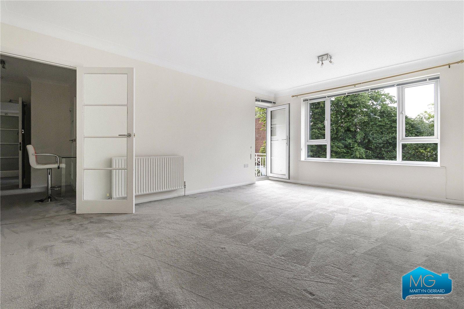 Green Lawns, Moss Hall Grove, North Finchley, London, N12+ - Martyn Gerrard