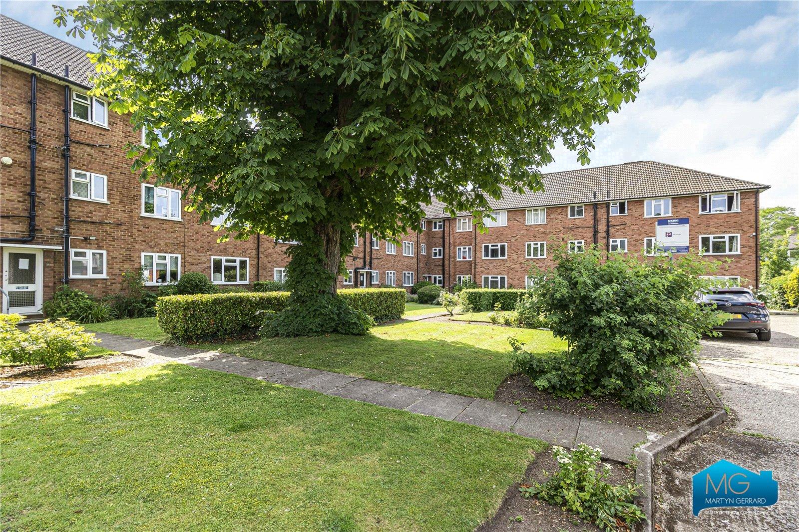 2 bedroom Apartment to rent - Martyn Gerrard