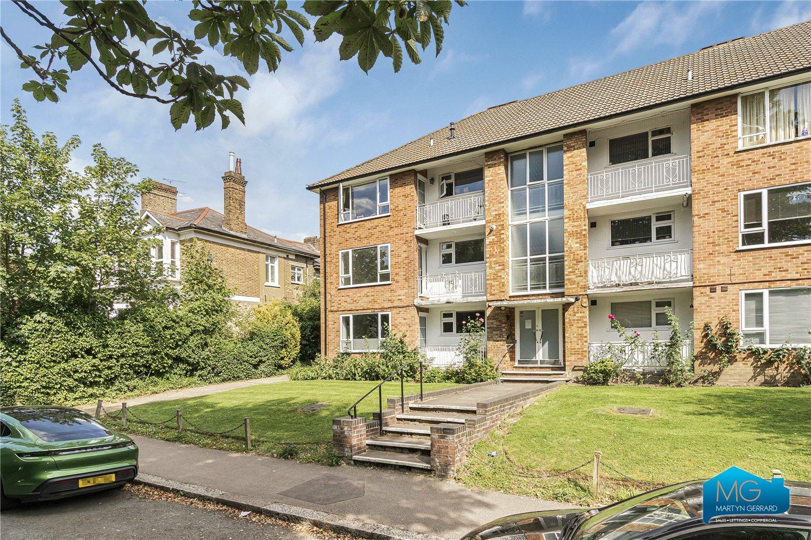 2 bedroom Apartment to rent - Martyn Gerrard