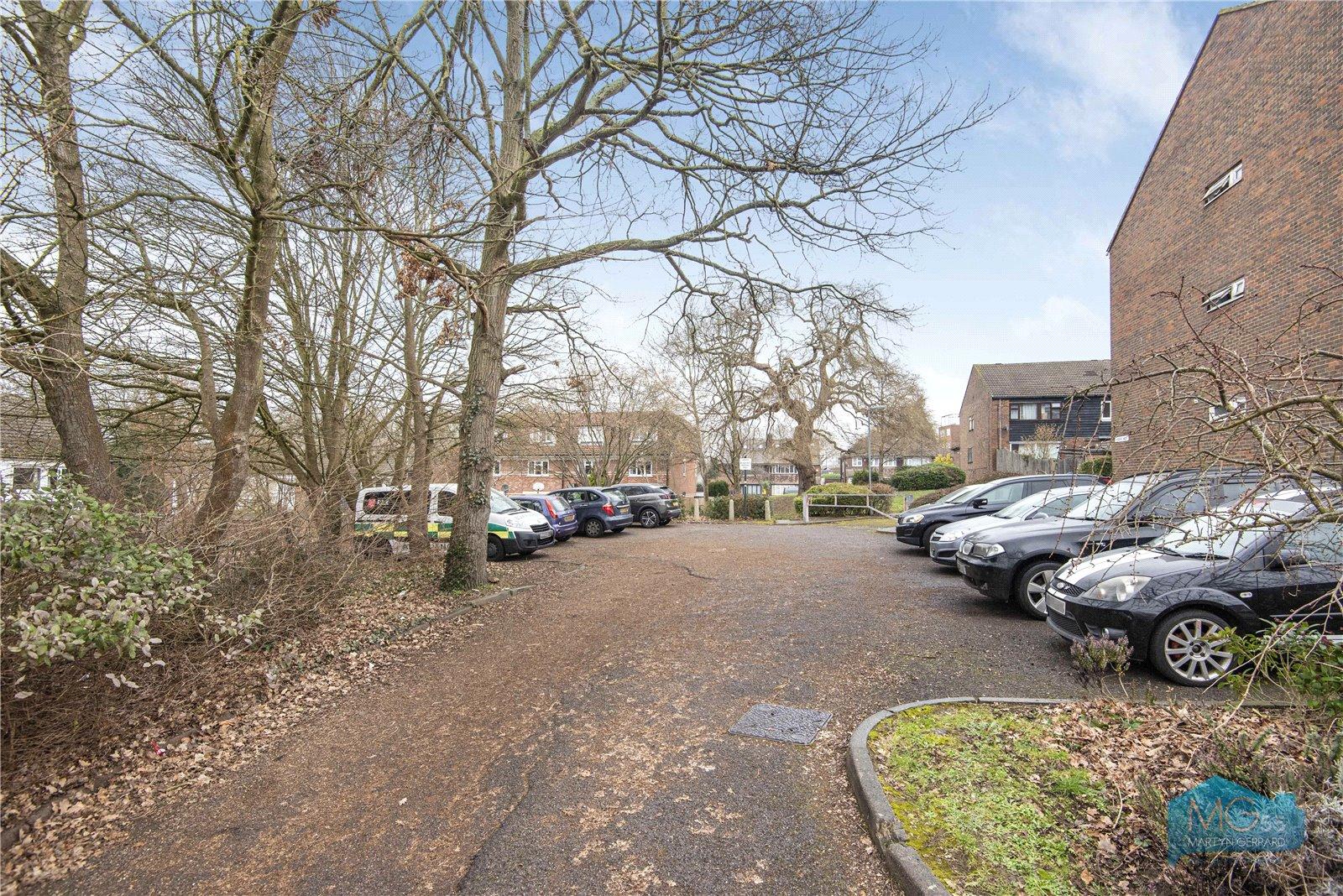 2 bedroom Apartment to rent - Martyn Gerrard
