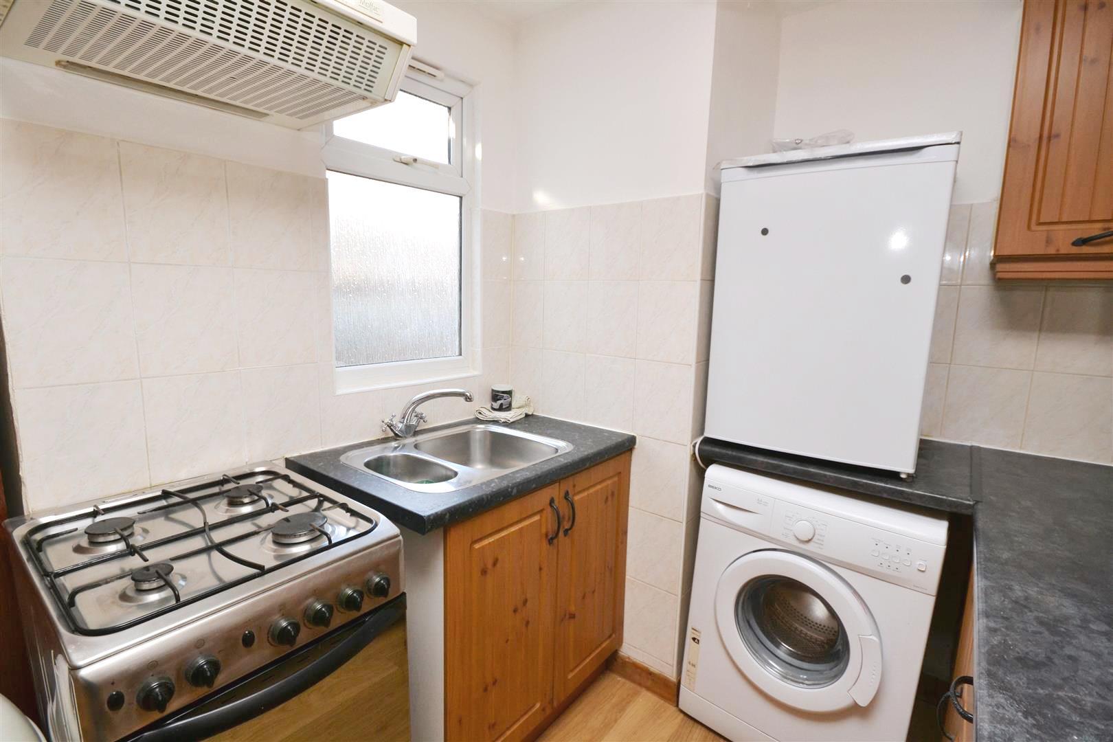 Apartment to rent - Martyn Gerrard