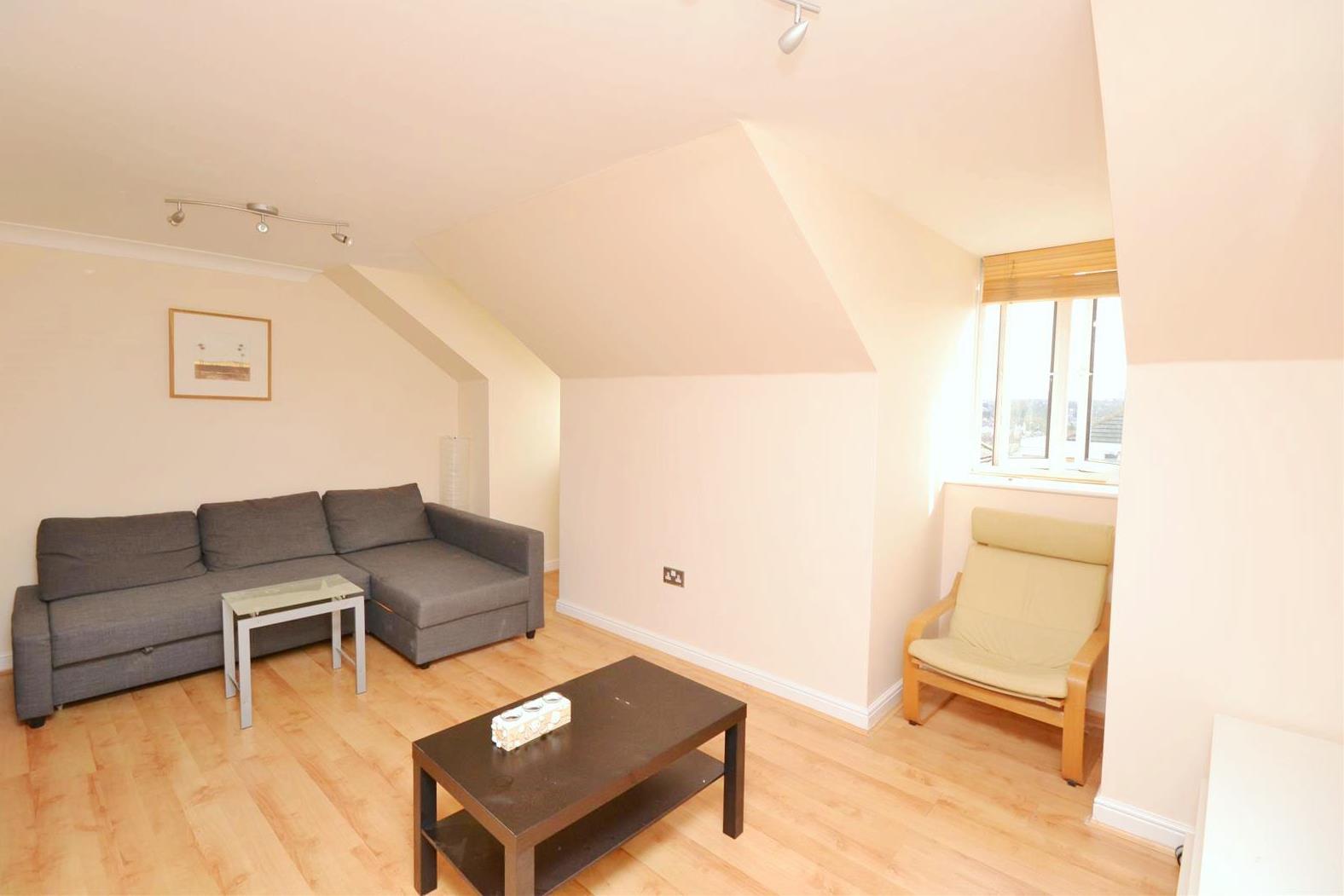 1 bedroom Apartment to rent + ' - Martyn Gerrard