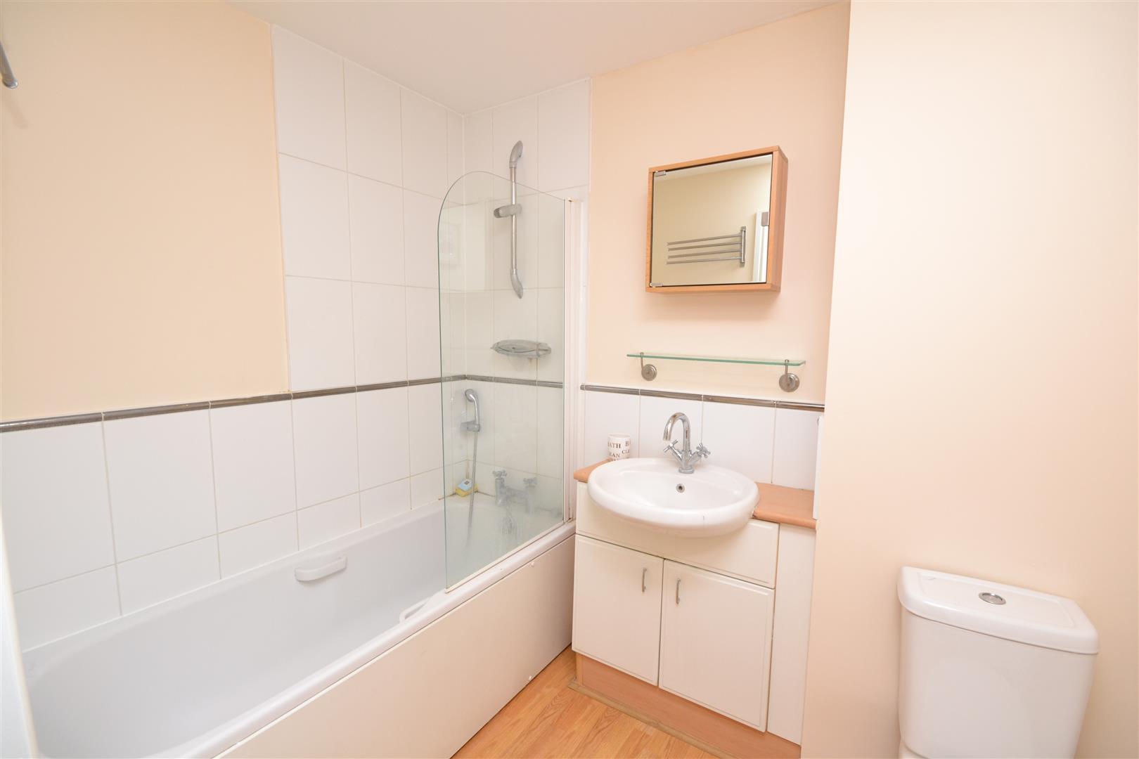 1 bedroom Apartment to rent - Martyn Gerrard