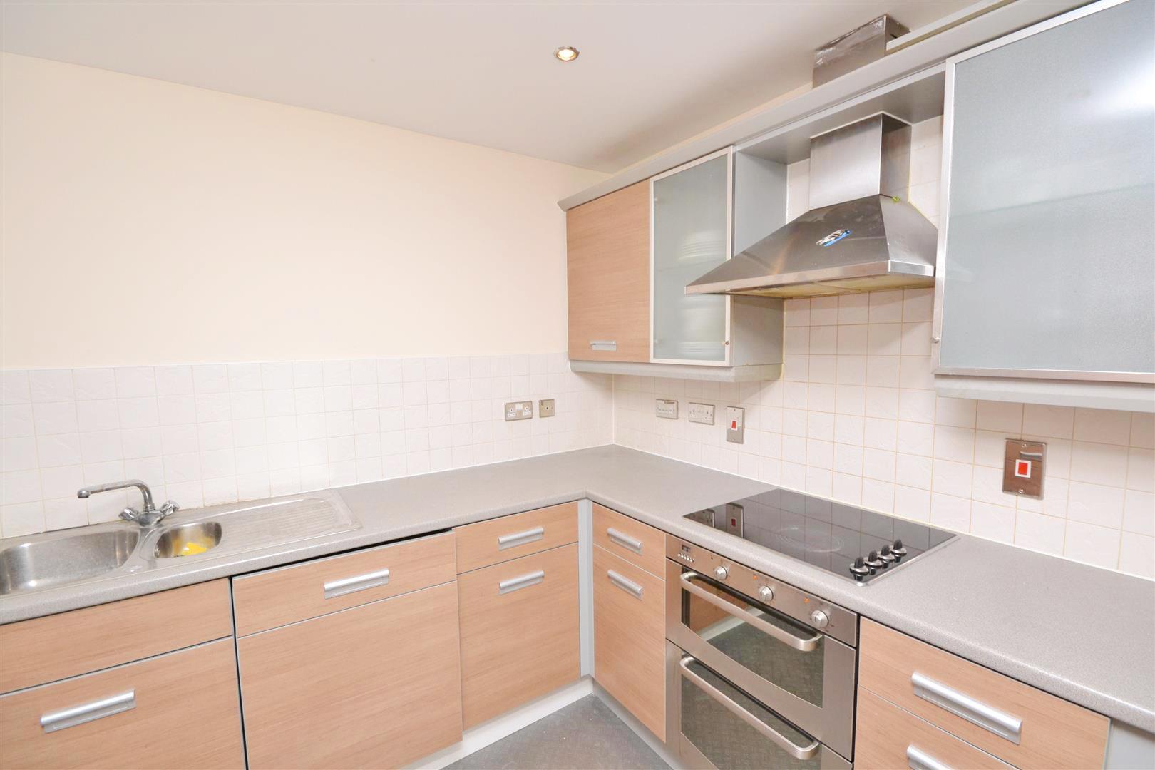 1 bedroom Apartment to rent + ' - Martyn Gerrard