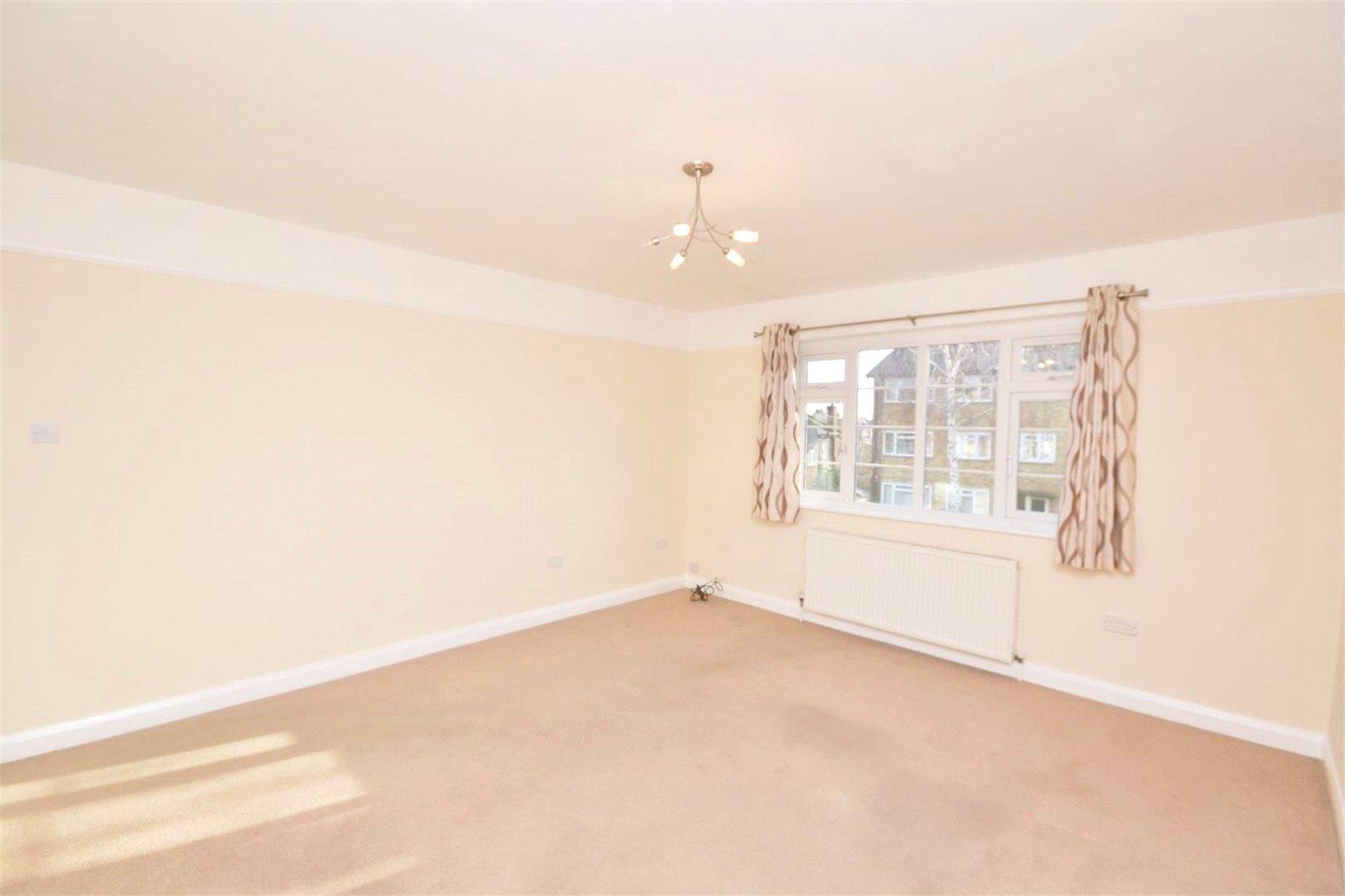 1 bedroom Apartment to rent - Martyn Gerrard