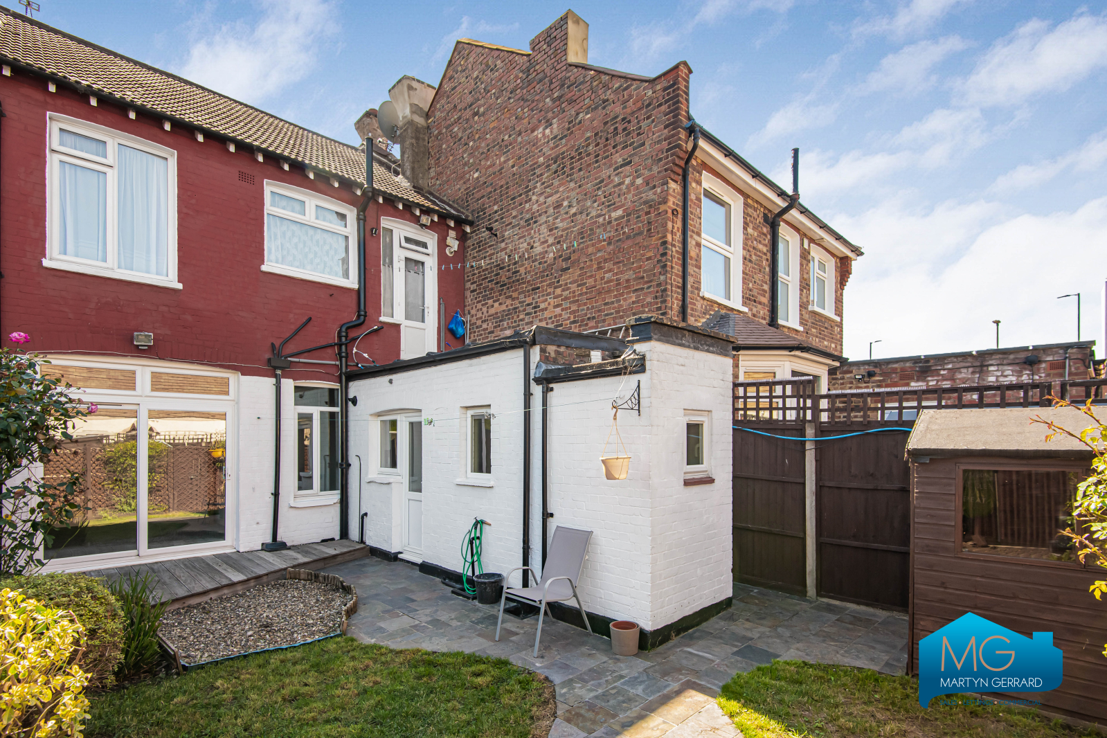 2 bedroom Ground Floor Flat to rent - Martyn Gerrard