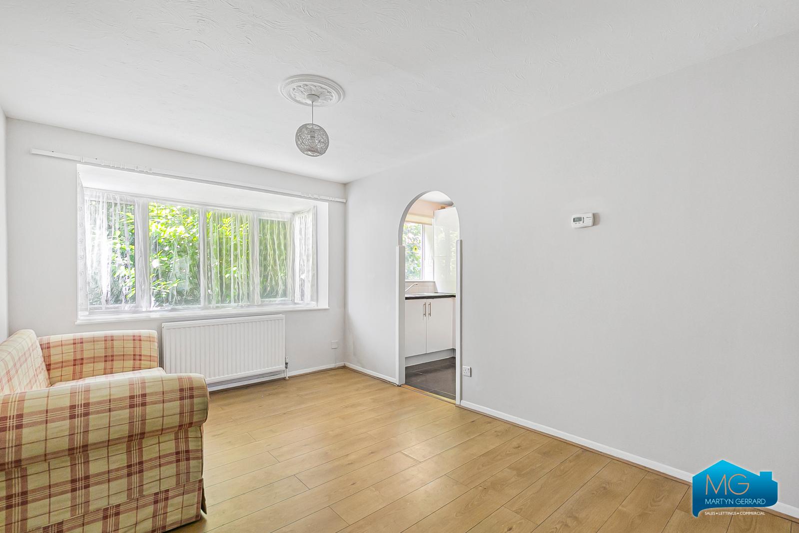 1 bedroom Ground Floor Flat to rent - Martyn Gerrard