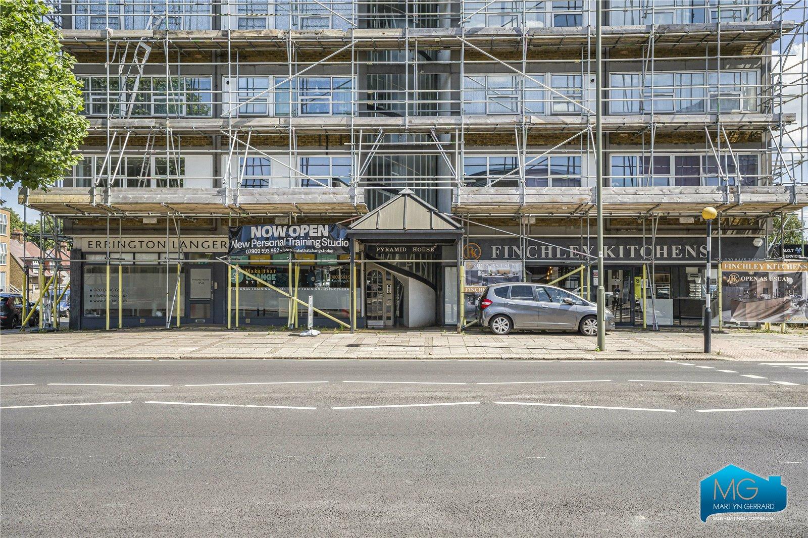 2 bedroom Apartment to rent - Martyn Gerrard