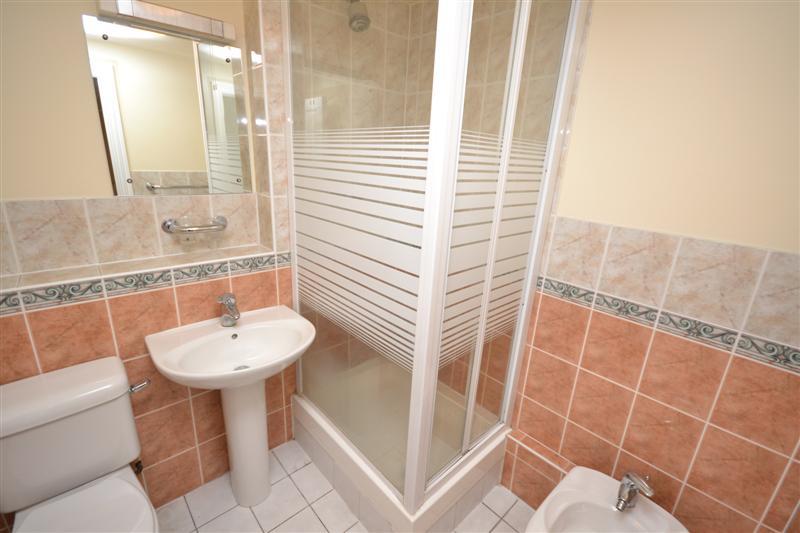 2 bedroom Apartment to rent - Martyn Gerrard
