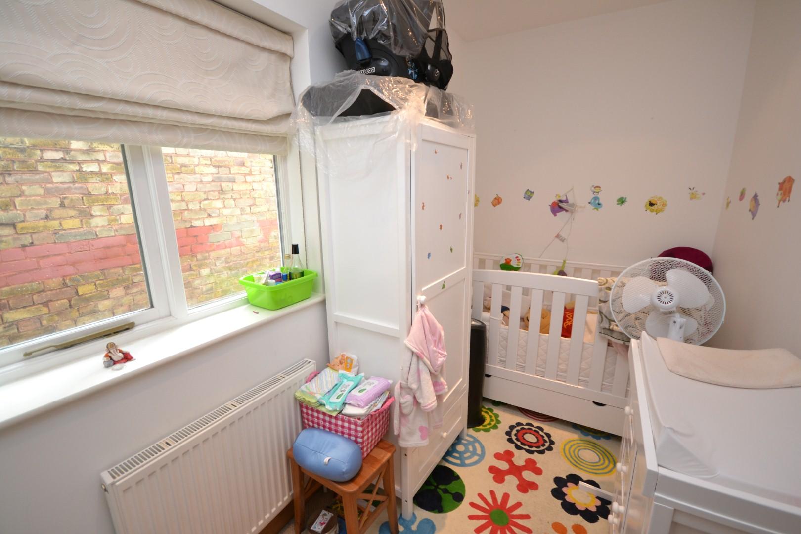 3 bedroom Ground Floor Flat to rent - Martyn Gerrard