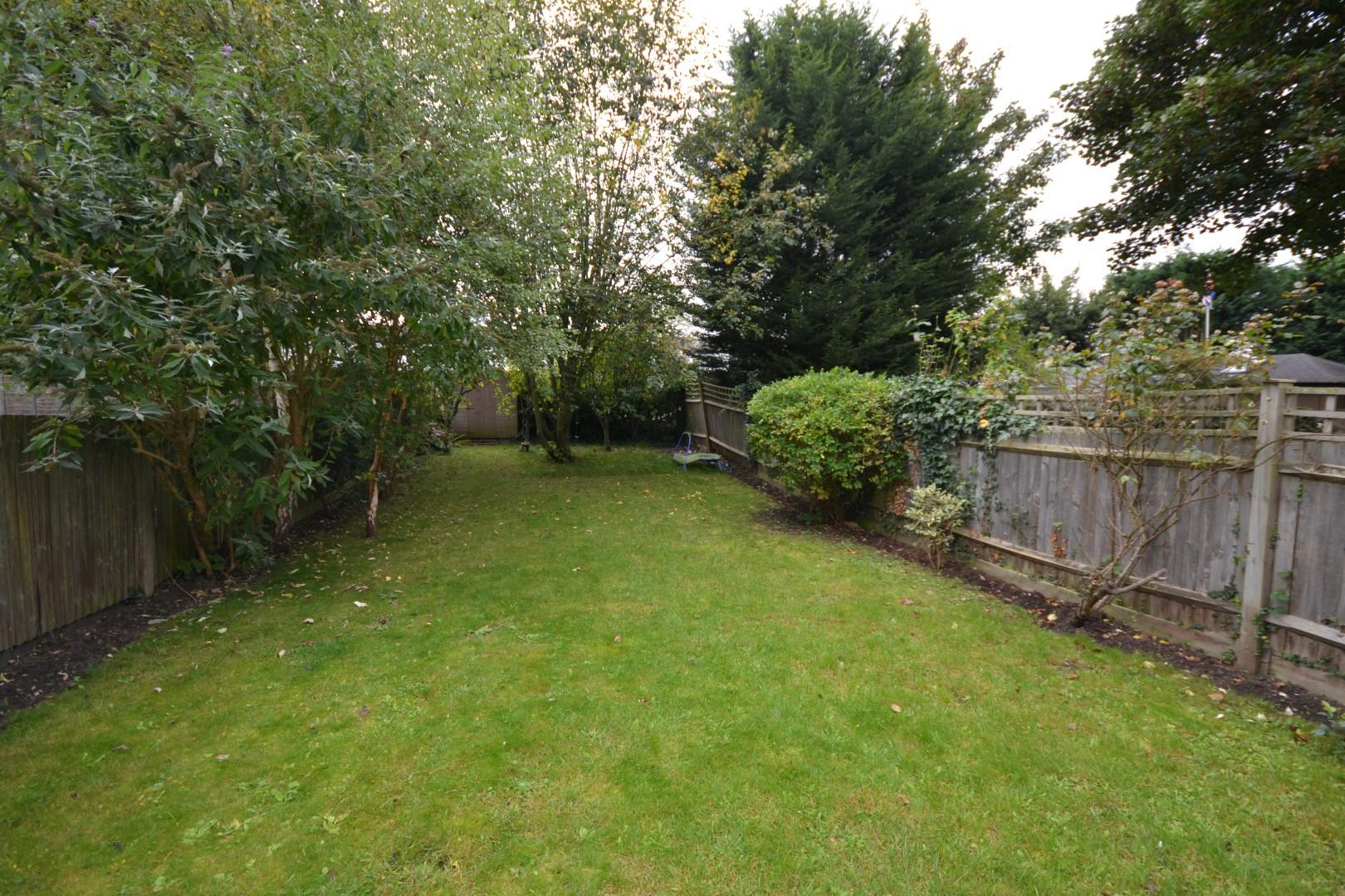 3 bedroom Ground Floor Flat to rent - Martyn Gerrard