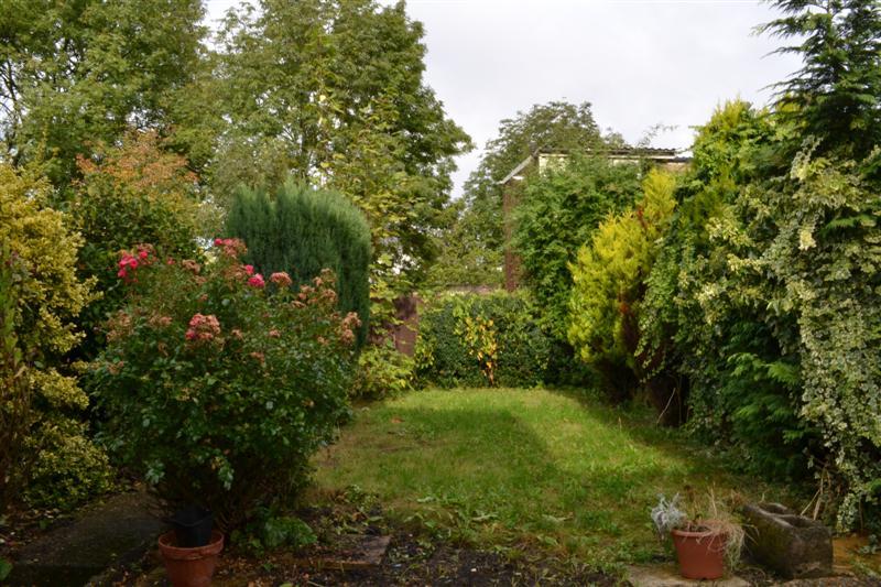 2 bedroom Ground Floor Flat to rent - Martyn Gerrard
