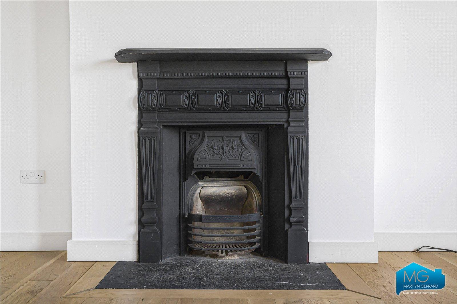 1 bedroom Apartment to rent - Martyn Gerrard