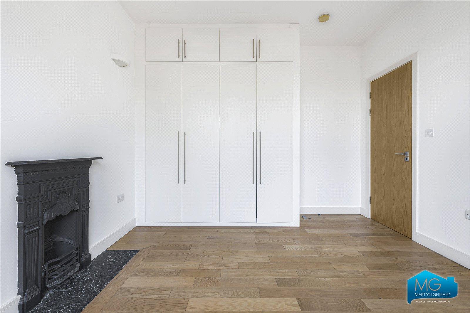 1 bedroom Apartment to rent - Martyn Gerrard