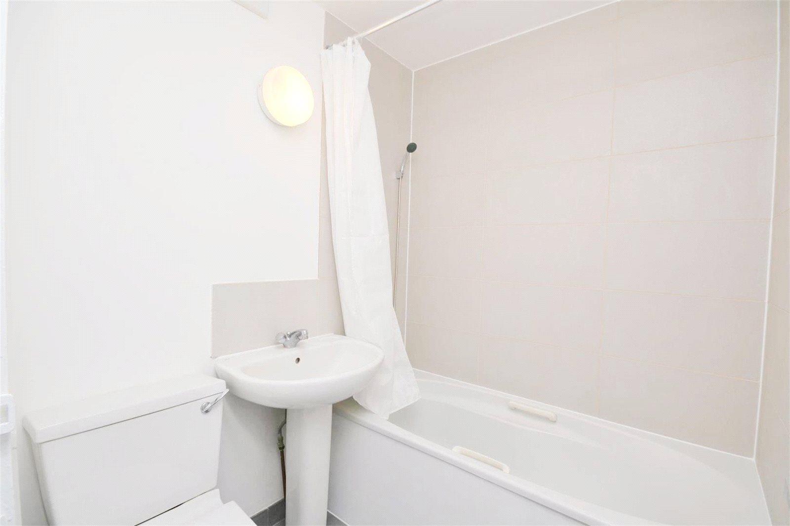 1 bedroom Apartment to rent - Martyn Gerrard