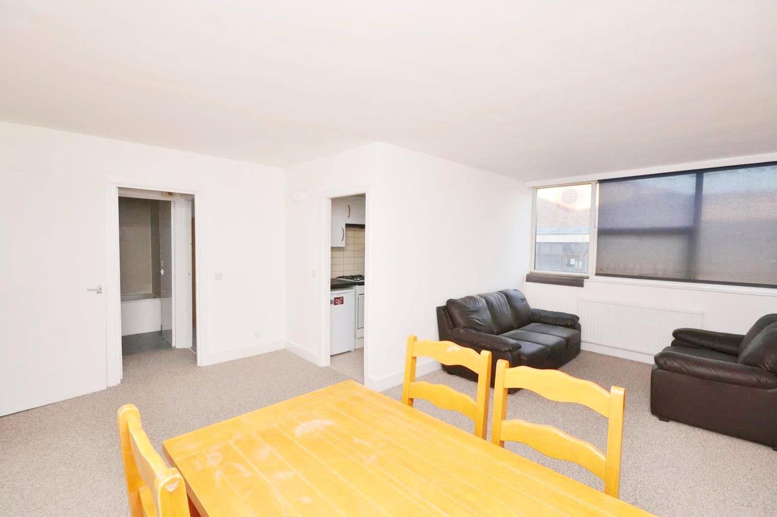 1 bedroom Apartment to rent - Martyn Gerrard