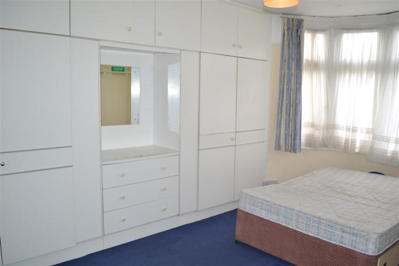 3 bedroom Terraced House to rent - Martyn Gerrard