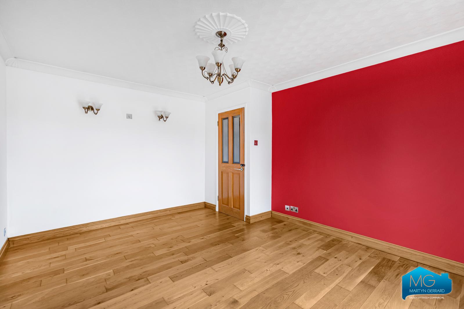 2 bedroom Apartment to rent - Martyn Gerrard