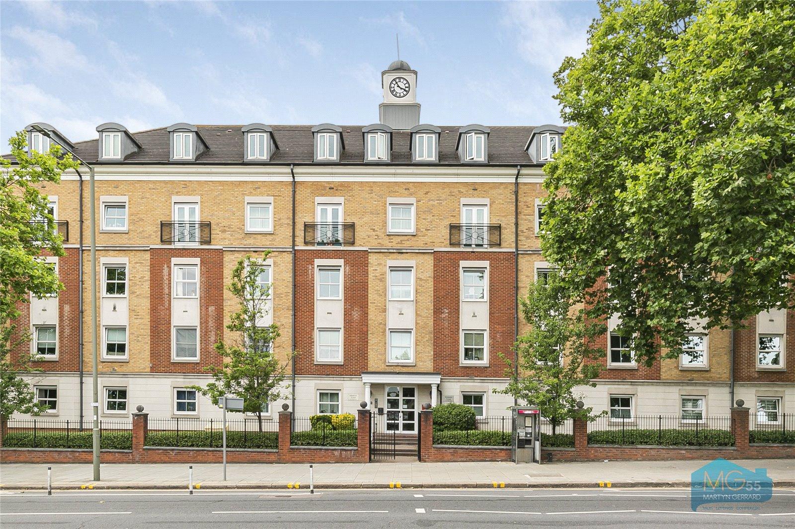 2 bedroom Ground Floor Flat to rent - Martyn Gerrard