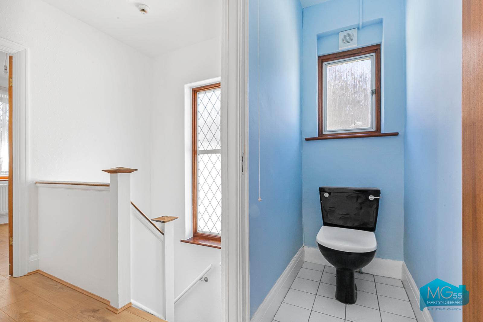 4 bedroom Semi-Detached House to rent - Martyn Gerrard