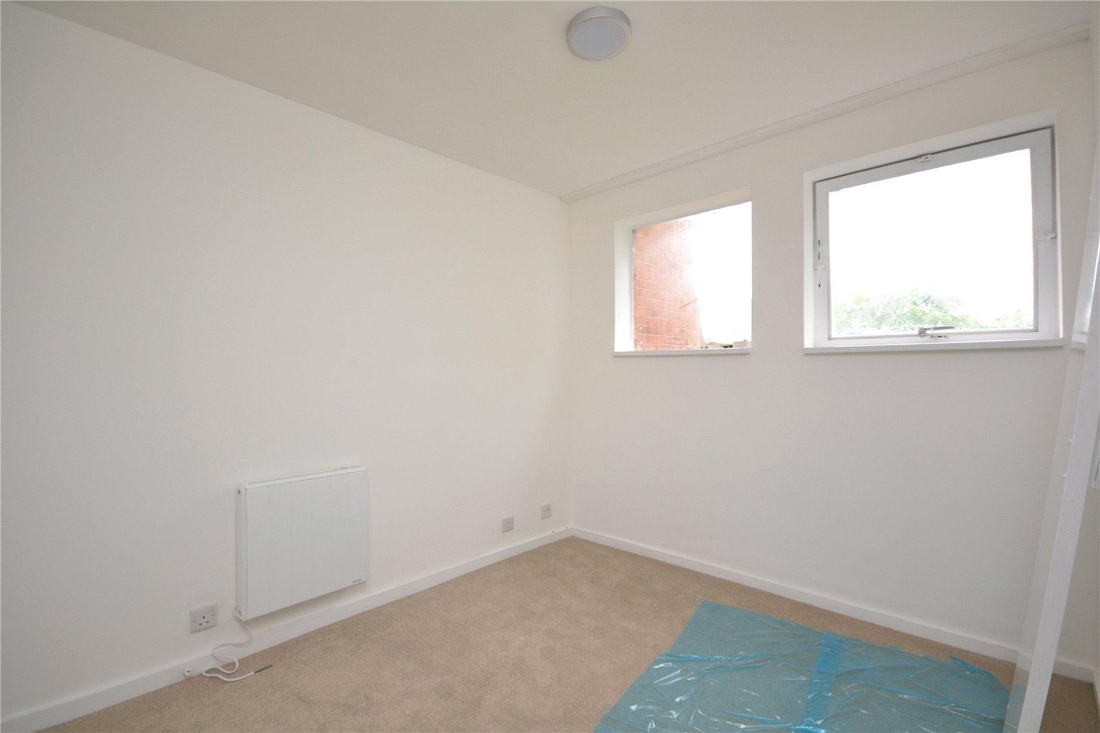2 bedroom Apartment to rent - Martyn Gerrard