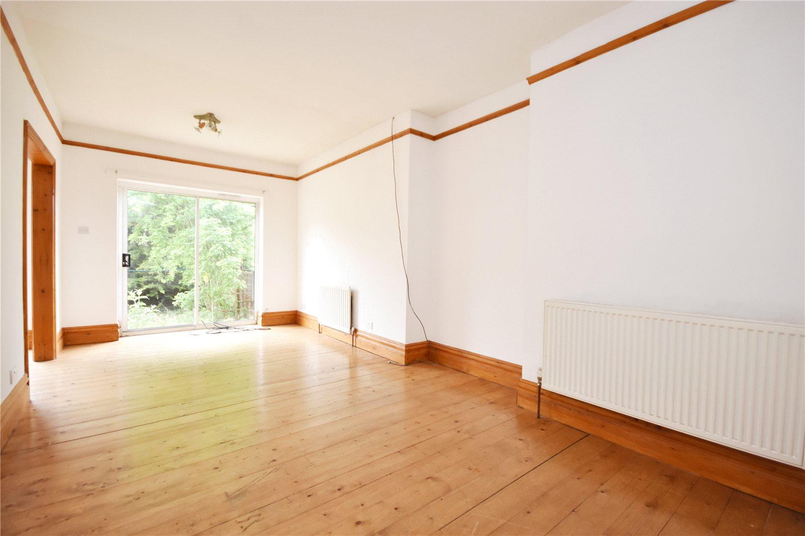 1 bedroom Ground Floor Flat to rent - Martyn Gerrard
