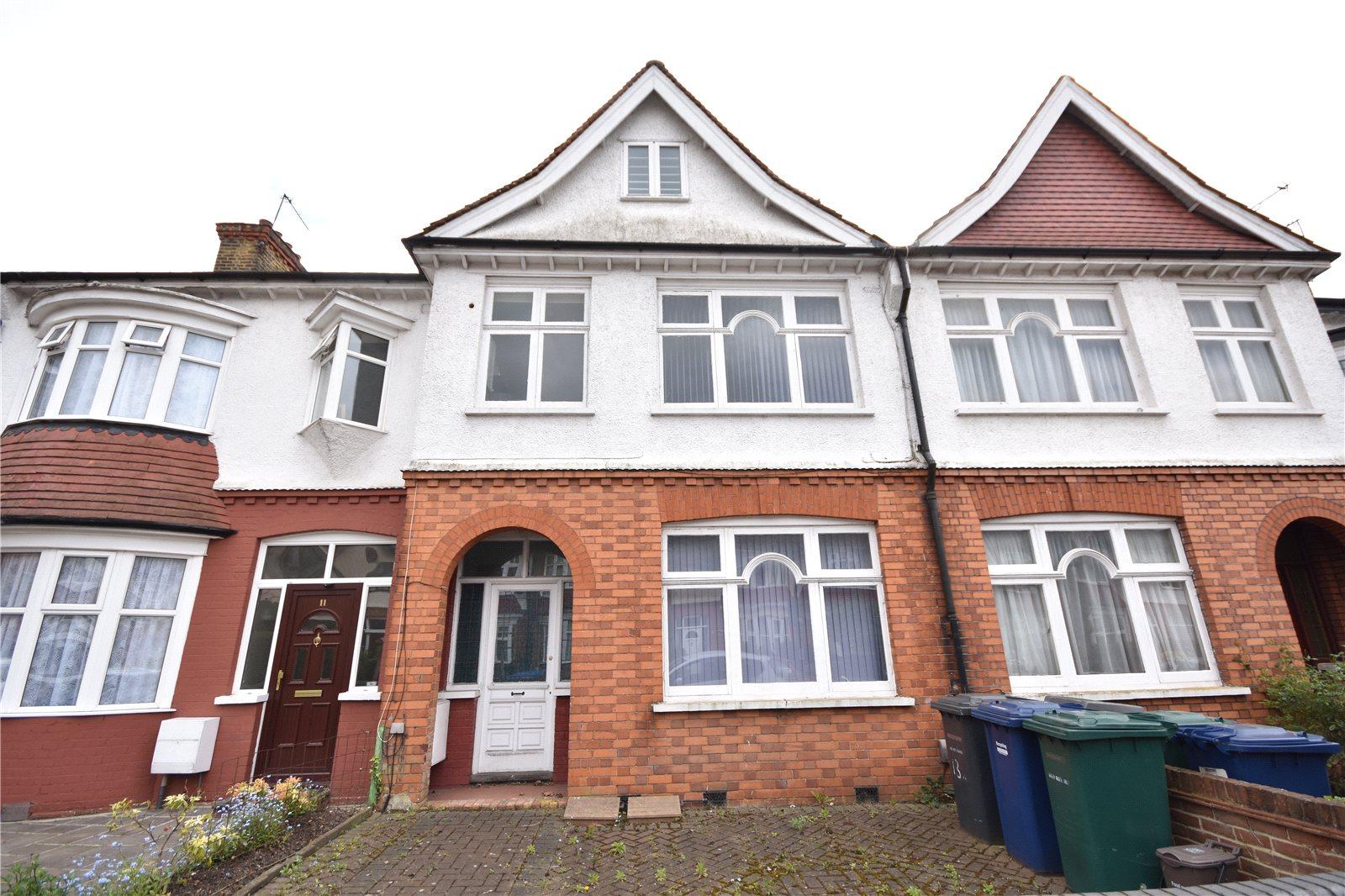 1 bedroom Ground Floor Flat to rent - Martyn Gerrard