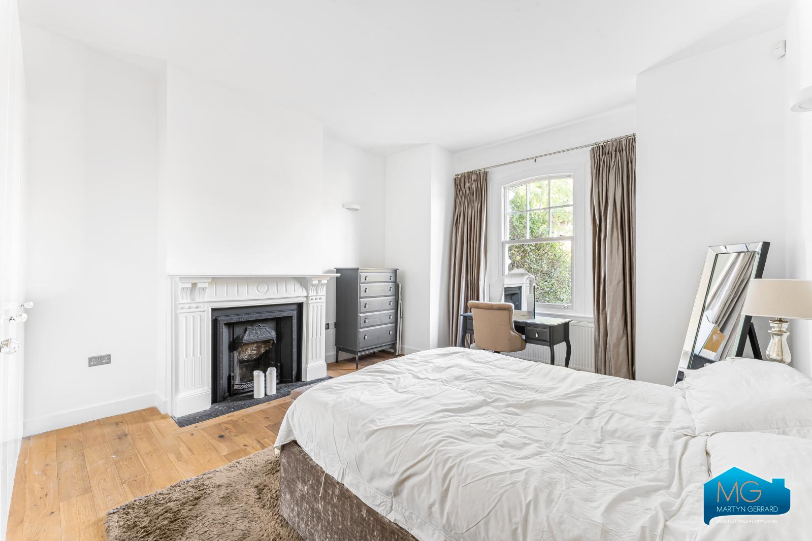 1 bedroom Ground Floor Flat to rent - Martyn Gerrard