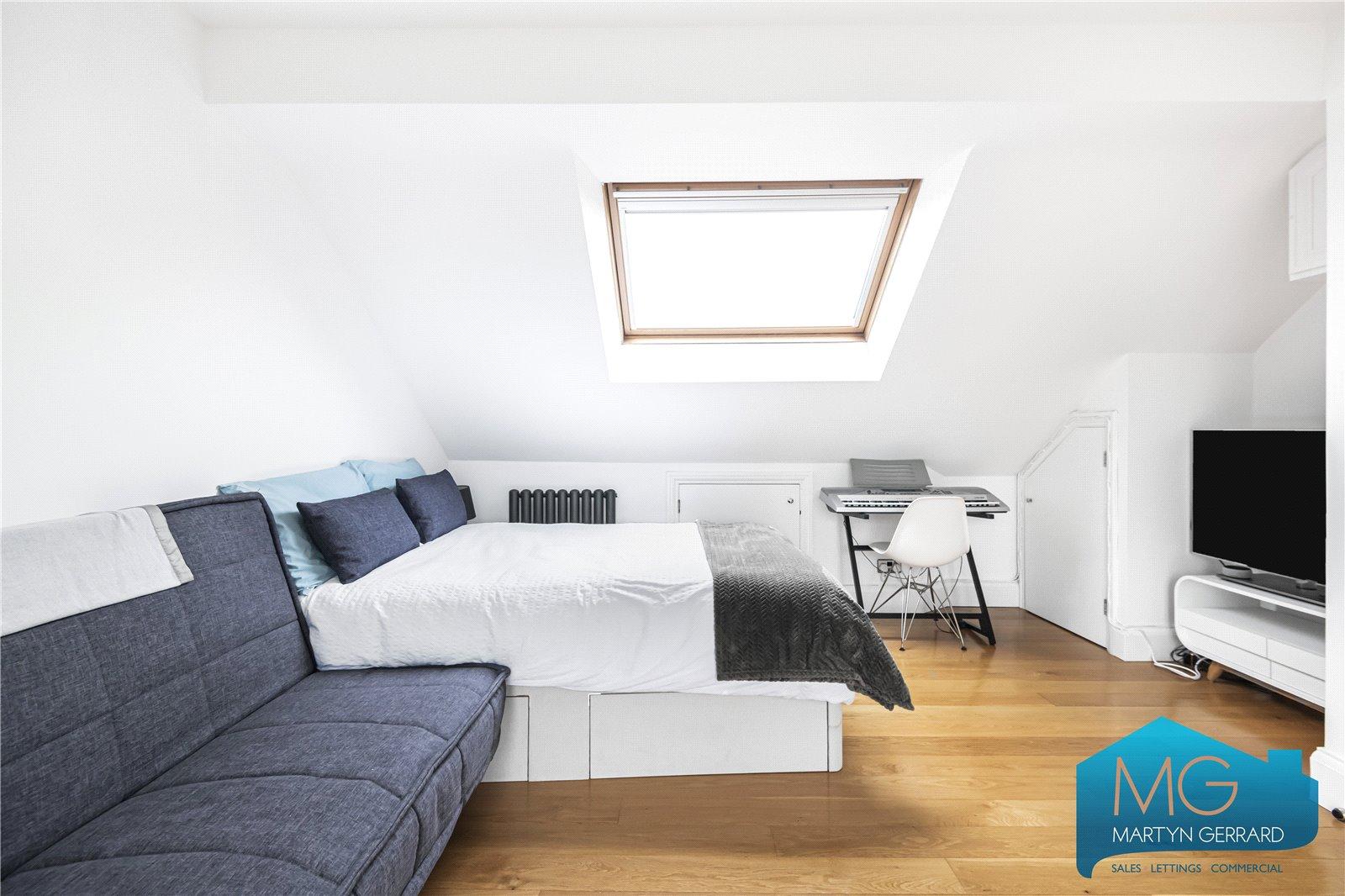 4 bedroom Semi-Detached House for sale - Martyn Gerrard