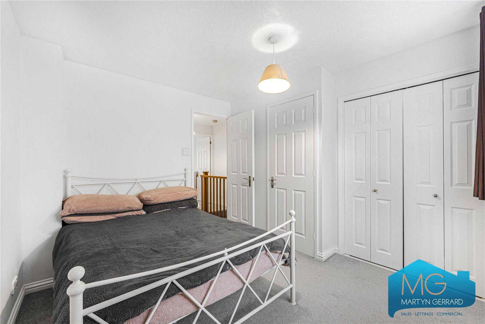 2 bedroom Terraced House for sale - Martyn Gerrard