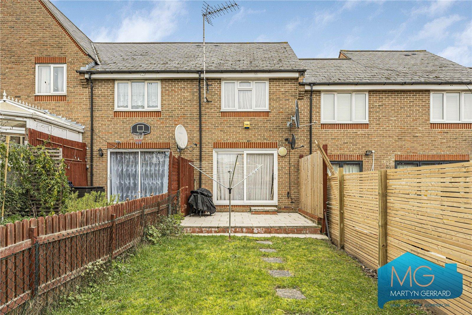2 bedroom Terraced House for sale - Martyn Gerrard