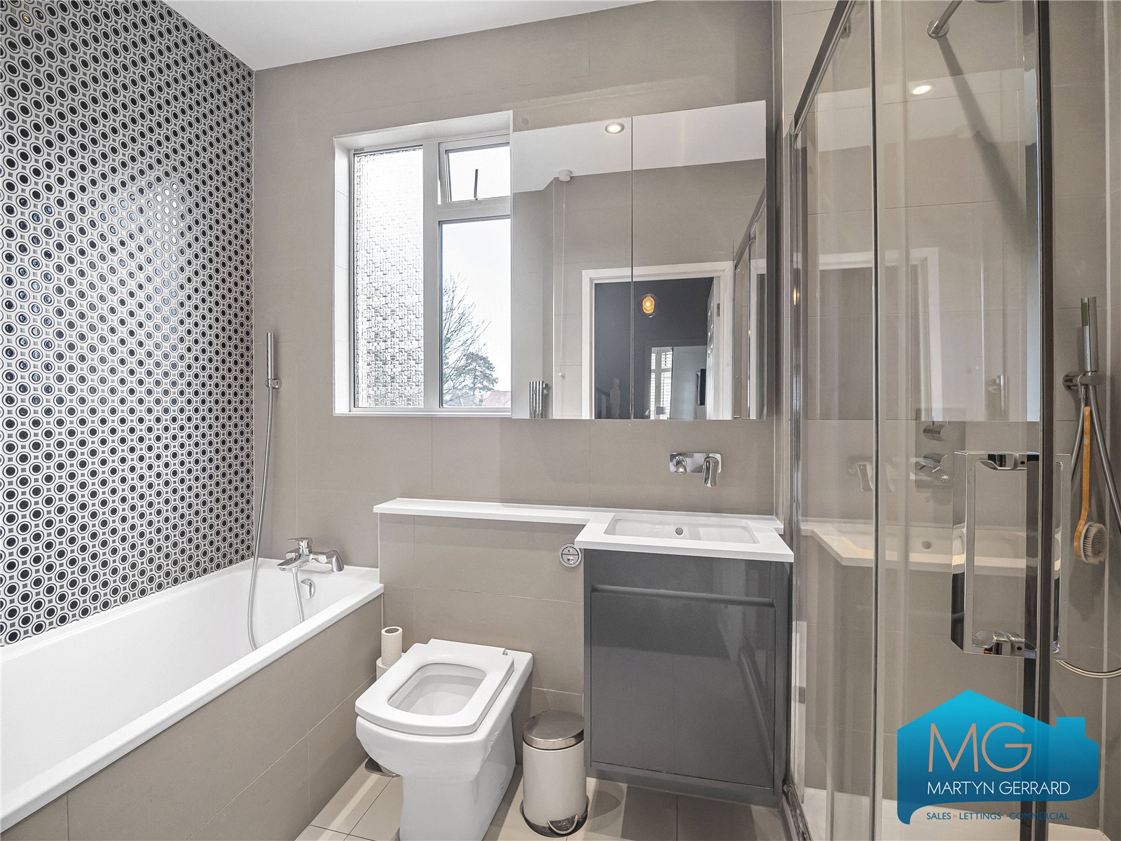 4 bedroom Terraced House for sale - Martyn Gerrard